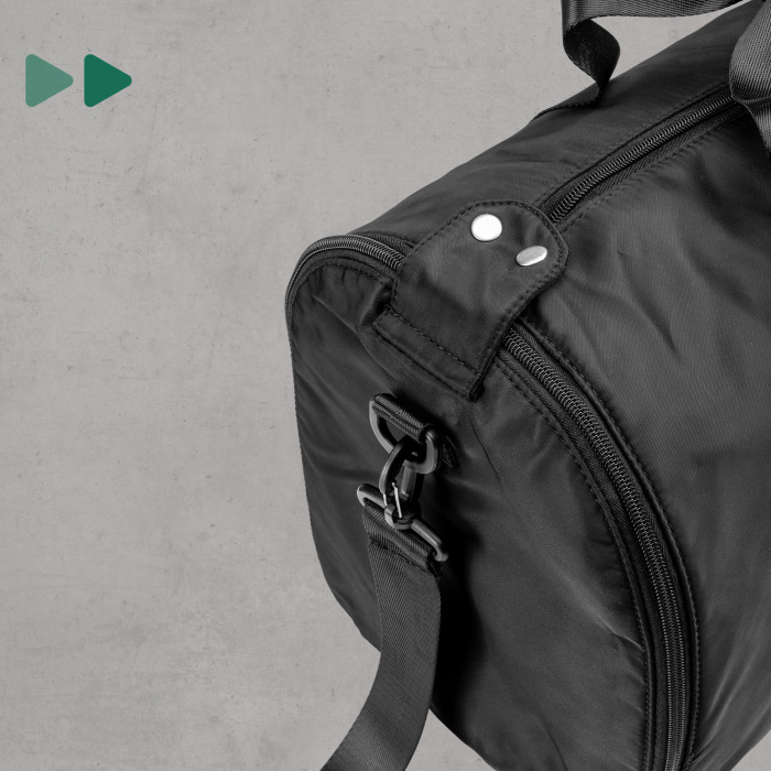 Kleidersack & Reisetasche in schwarz